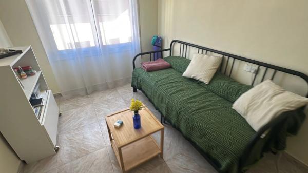 Piso en calle la Reina, 69