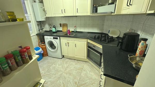 Piso en calle la Reina, 69