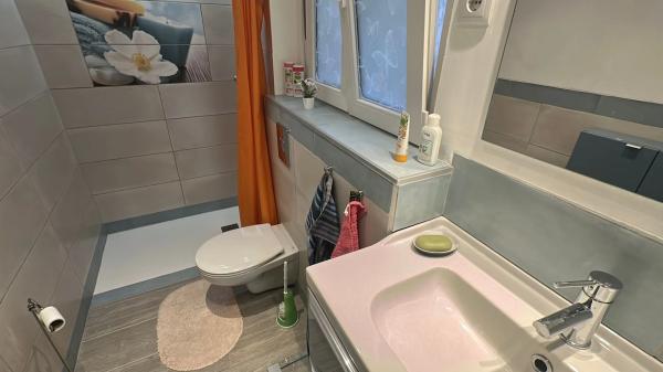 Piso en calle la Reina, 69