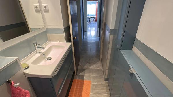 Piso en calle la Reina, 69