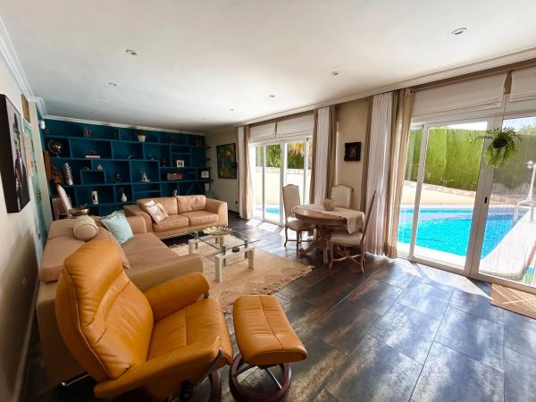 Casa independiente en avenida del Mar, 65