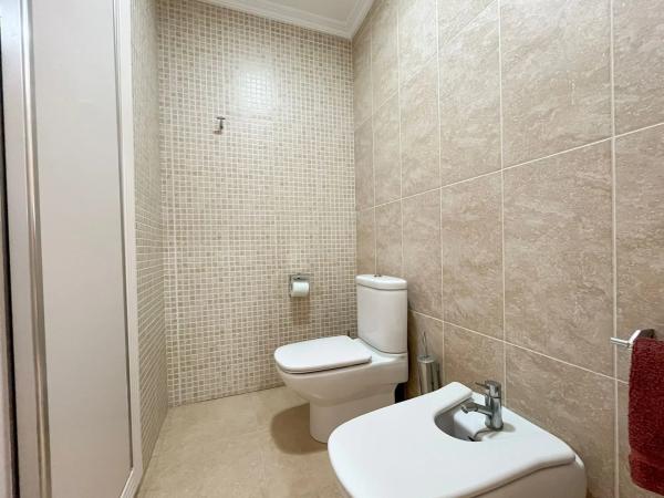 Casa independiente en calle Francisco Ortuño, 15