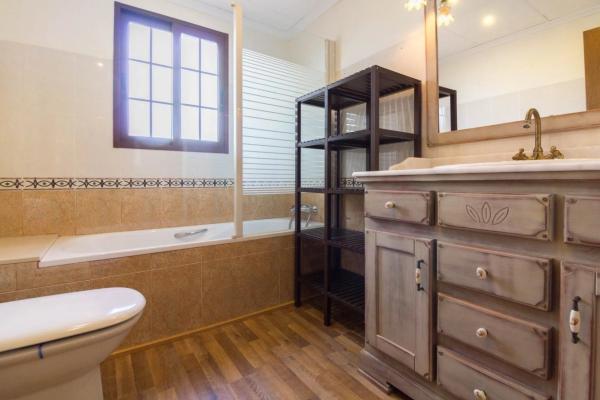 Casa independiente en calle Antonio García Larrosa