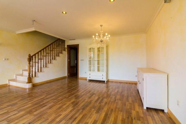 Casa independiente en calle Antonio García Larrosa