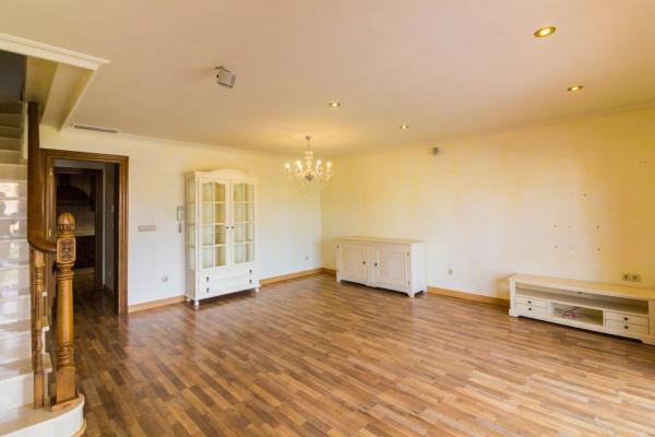 Casa independiente en calle Antonio García Larrosa