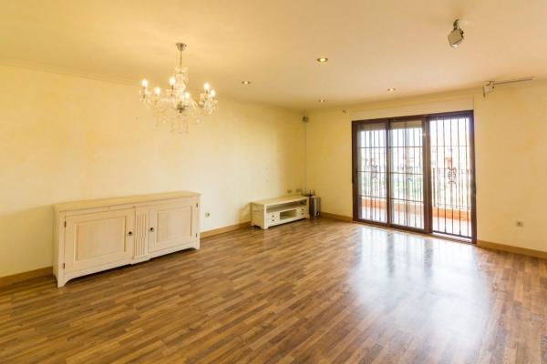 Casa independiente en calle Antonio García Larrosa