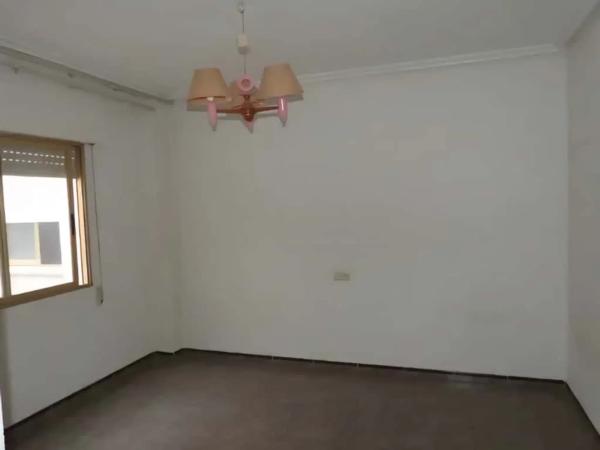 Piso en calle Antonio García Larrosa s/n