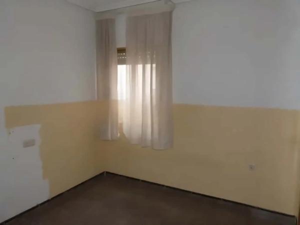 Piso en calle Antonio García Larrosa s/n