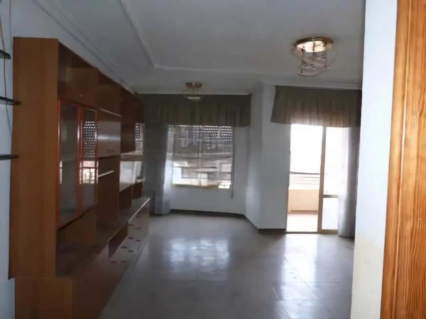 Piso en calle Antonio García Larrosa s/n