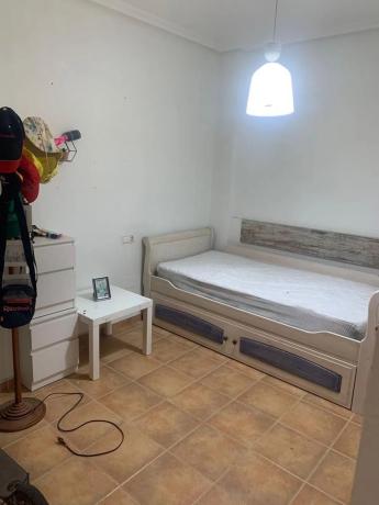 Casa independiente en avenida de la Gloria