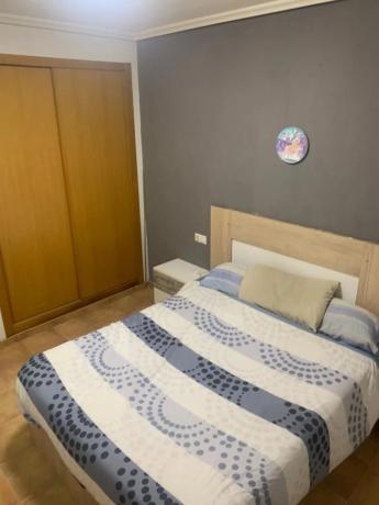 Casa independiente en avenida de la Gloria