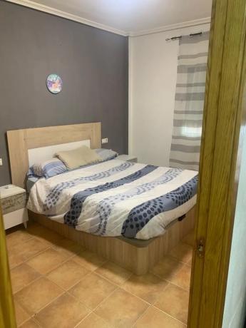 Casa independiente en avenida de la Gloria