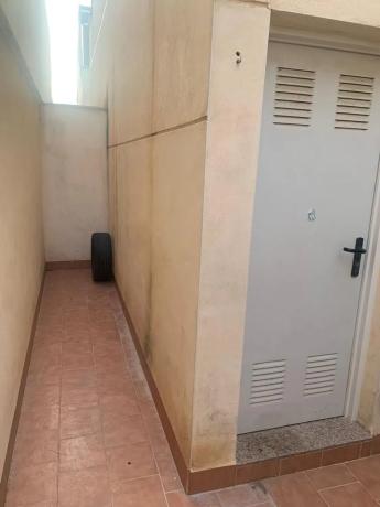 Casa independiente en avenida de la Gloria