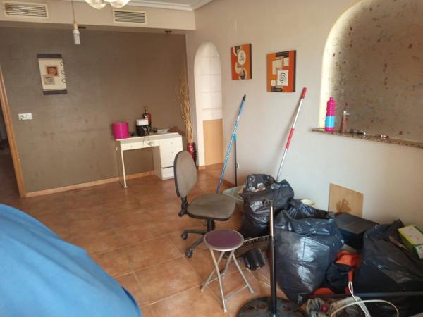 Piso en CL Miguel Hernandez, 67