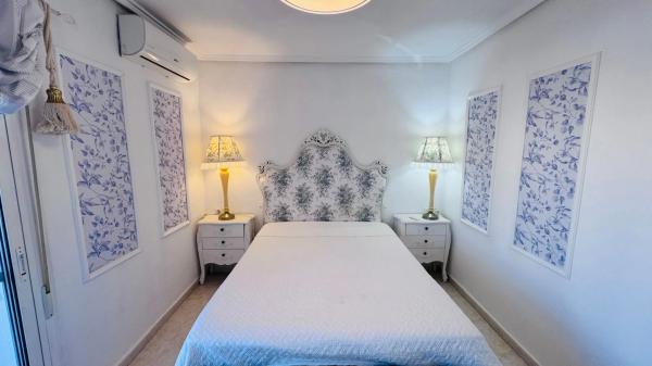 Chalet adosado en CL Marie Curie