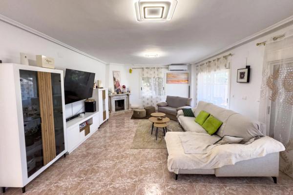 Casa independiente en calle Indira Gandhi