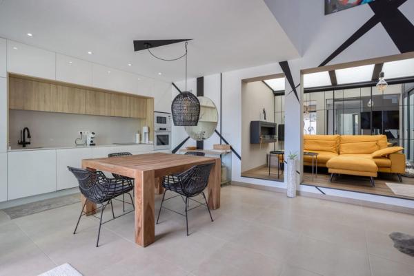 Chalet adosado en calle Infanta Cristina