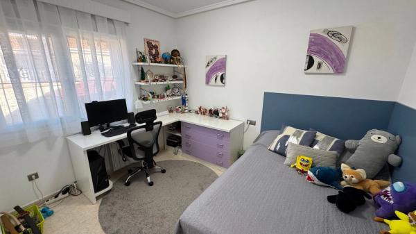 Casa independiente en calle Eva Perón, 3