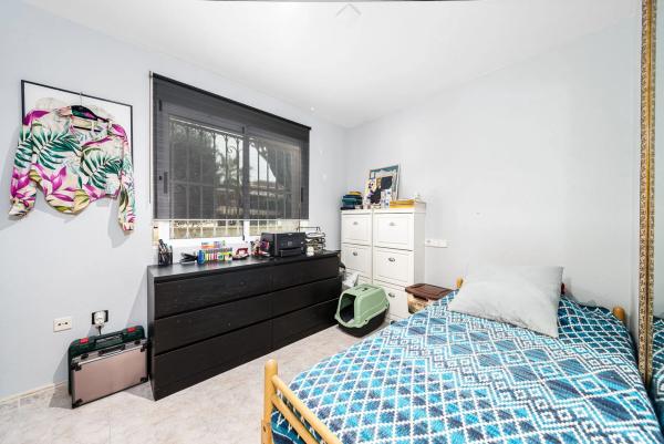 Casa independiente en CL Veleta