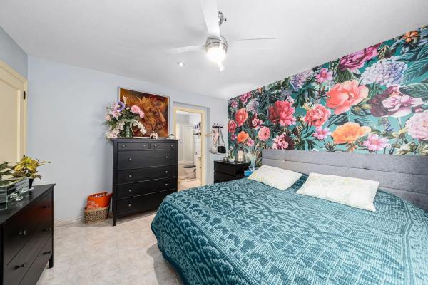 Casa independiente en CL Veleta