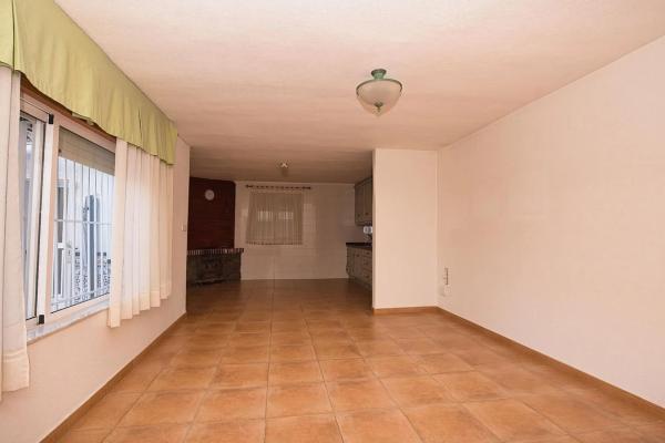 Casa de pueblo en calle Federico García Lorca, 81