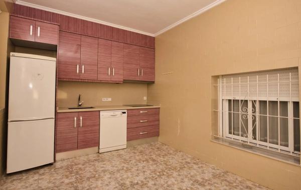 Casa de pueblo en calle Federico García Lorca, 81