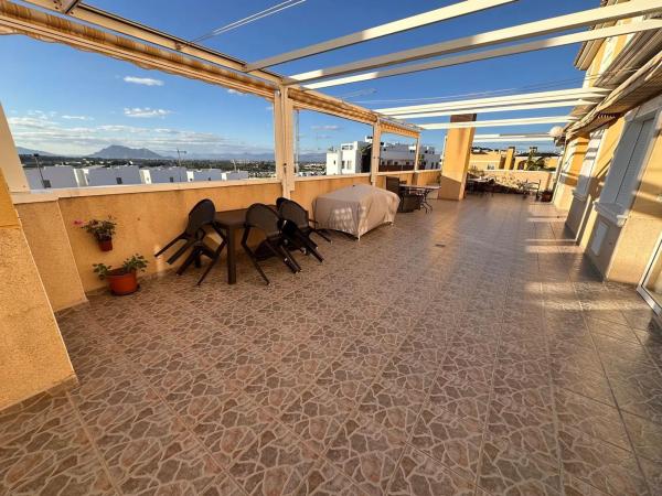 Chalet adosado en avenida Federíco García Lorca, 92