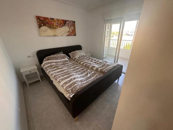 Chalet adosado en avenida Federíco García Lorca, 92