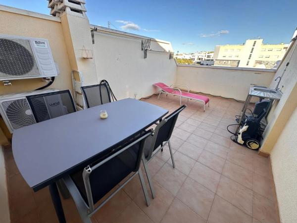 Chalet adosado en avenida Federíco García Lorca, 92