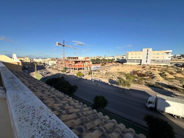 Chalet adosado en avenida Federíco García Lorca, 92