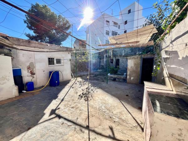 Chalet adosado en CL Apatel