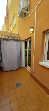 Chalet adosado en calle Los Palacios, 29 d