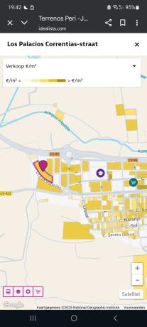 Chalet adosado en calle Los Palacios, 29 d