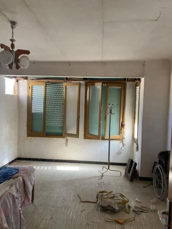 Casa independiente en calle Reyes Católicos, 19