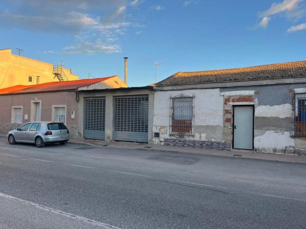 Casa de pueblo en vereda de los Cubos