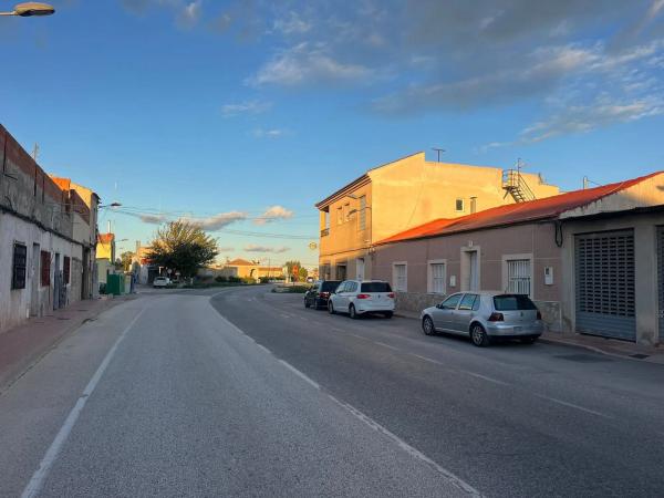 Casa de pueblo en vereda de los Cubos