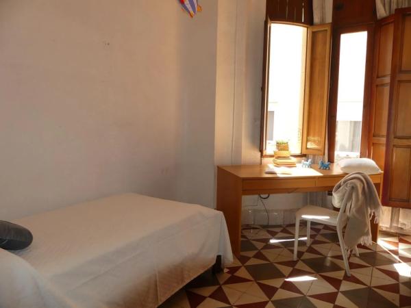 Casa independiente en calle Cervantes