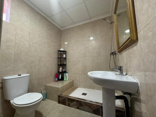 Casa independiente en calle San Juan Bautista