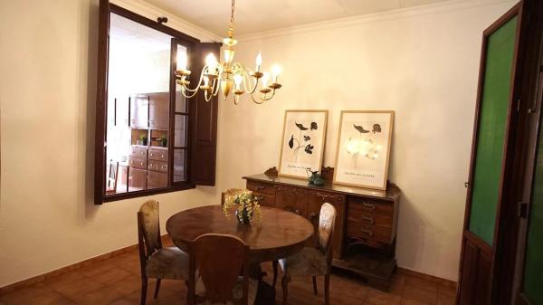 Casa independiente en calle Cervantes