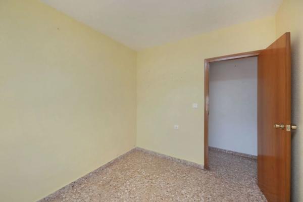 Piso en calle Poeta Francisco Salinas