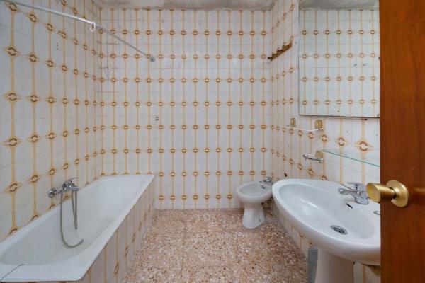 Piso en calle Poeta Francisco Salinas