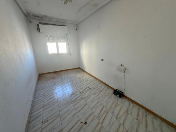 Chalet adosado en calle San Roque, 19