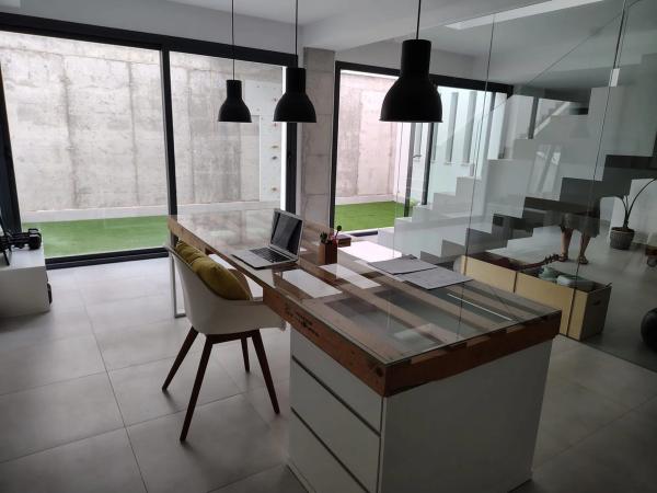 Chalet pareado en calle Dinamarca