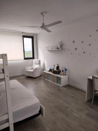 Chalet pareado en calle Dinamarca