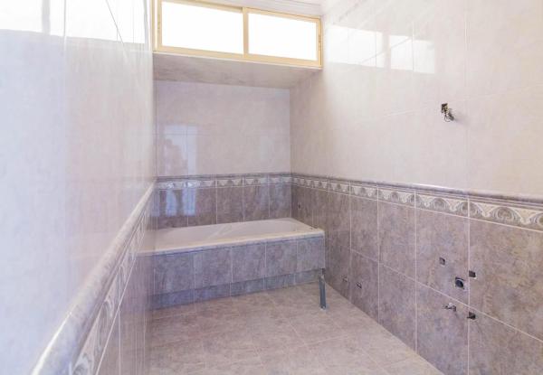 Casa independiente en avenida de la Constitución