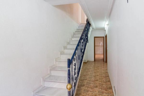 Casa independiente en avenida de la Constitución