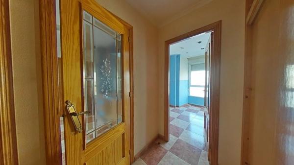 Piso en avenida de Sommieres