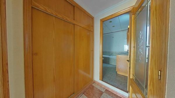 Piso en avenida de Sommieres