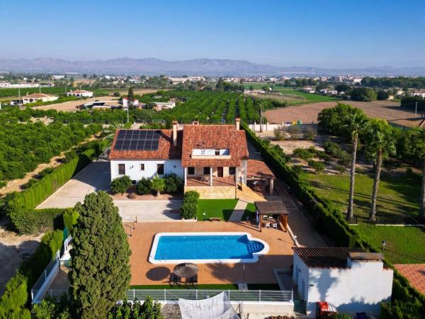 Casa independiente en calle Santa Barbara