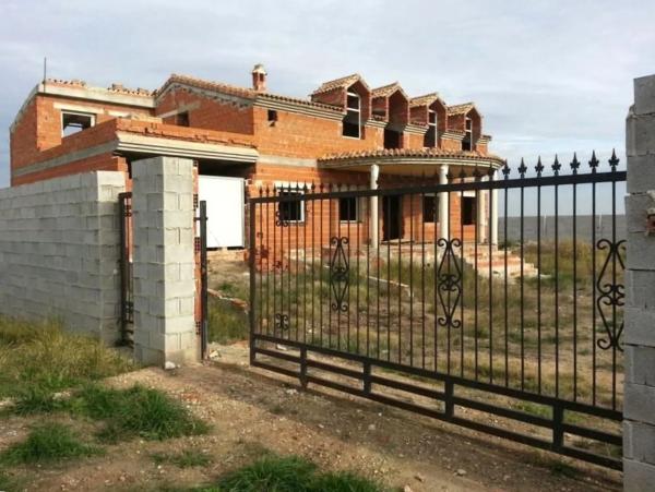 Casa independiente en camino Arroba de Hornos